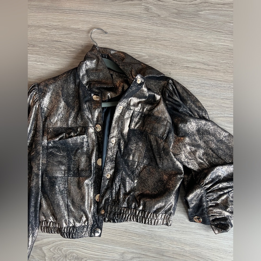 Cropped Jacket - Picture 7 of 8